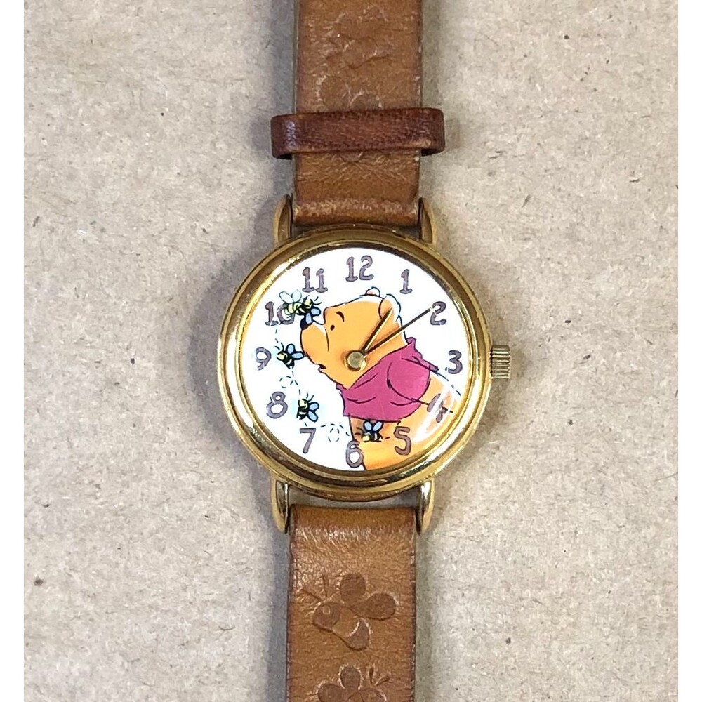 Vintage Disney Timex Winnie the Pooh Watch with Bees, Gold Tone Case NEW BATTERY